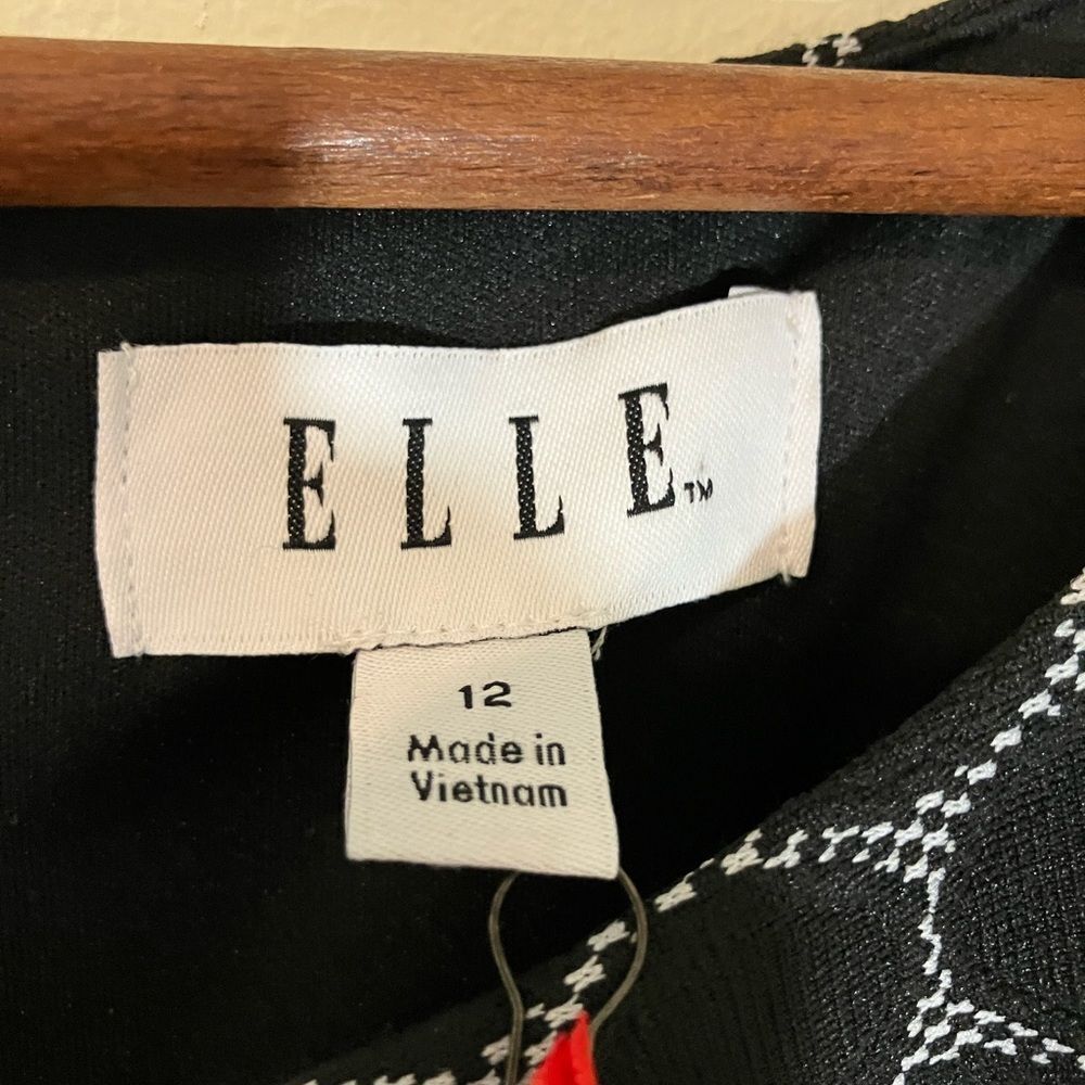 NWT, Elle sleeveless mini dress with belt detail, size 12 - Picture 3 of 5
